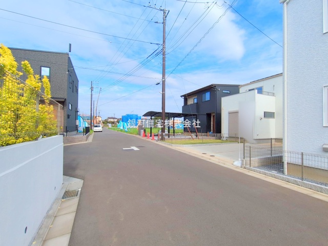 G00384353 千葉県千葉市緑区土気町 新築一戸建て 3980万円 土地面積165.32m² (約50.00坪) 建物面積113.44m² (約34.31坪) 間取り３ＬＤＫ 築年月2025年10月(築１年以内)【外観13】