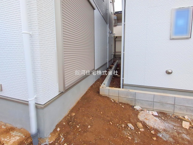 G00384357 千葉県船橋市習志野台５丁目 新築一戸建て 4799万円 土地面積128.06m² (約38.73坪) 建物面積108.88m² (約32.93坪) 間取り４ＬＤＫ 築年月2025年11月(築１年以内)【外観9】