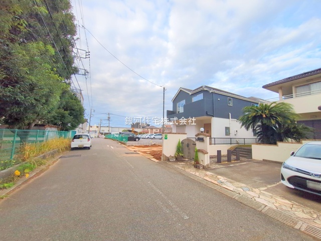 G00384357 千葉県船橋市習志野台５丁目 新築一戸建て 4799万円 土地面積128.06m² (約38.73坪) 建物面積108.88m² (約32.93坪) 間取り４ＬＤＫ 築年月2025年11月(築１年以内)【外観13】