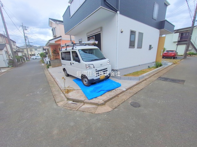 G00384358 千葉県船橋市新高根３丁目 新築一戸建て 4199万円 土地面積106.05m² (約32.08坪) 建物面積106.02m² (約32.07坪) 間取り４ＬＤＫ 築年月2025年10月(築１年以内)【外観4】
