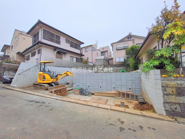 G00384359 千葉県船橋市飯山満町３丁目 新築一戸建て 5399万円 土地面積143.28m² (約43.34坪) 建物面積108.47m² (約32.81坪) 間取り４ＬＤＫ 築年月2026年02月【外観5】