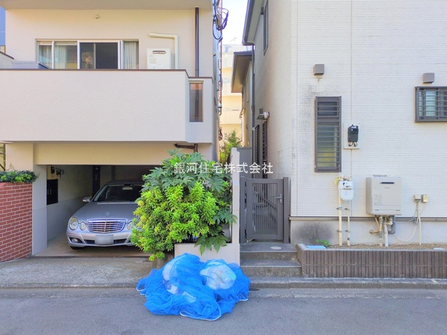 G00384362 東京都文京区本駒込４丁目 中古マンション 3999万円 専有面積58.53m² (約17.70坪) 間取り２ＬＤＫ 所在階4階 築年月1974年11月(築51年)【外観6】