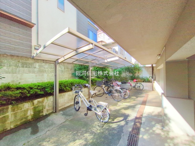 G00384362 東京都文京区本駒込４丁目 中古マンション 3999万円 専有面積58.53m² (約17.70坪) 間取り２ＬＤＫ 所在階4階 築年月1974年11月(築51年)【外観11】