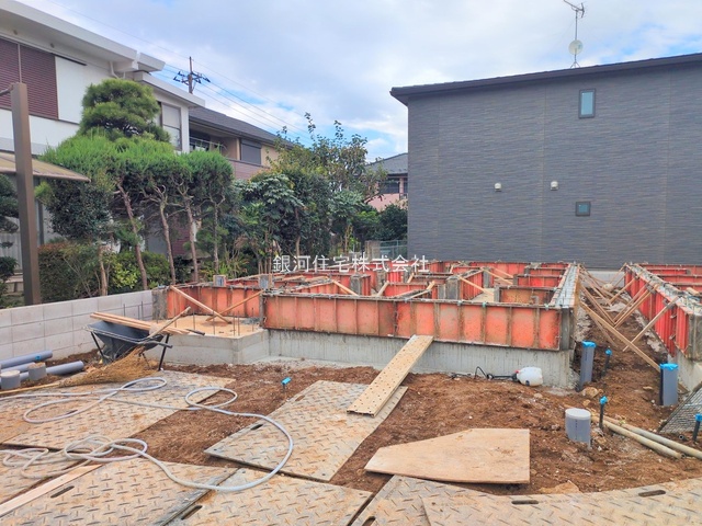 G00384366 千葉県八千代市勝田台４丁目 新築一戸建て 3890万円 土地面積101.30m² (約30.64坪) 建物面積95.64m² (約28.93坪) 間取り４ＬＤＫ 築年月2026年01月【外観4】