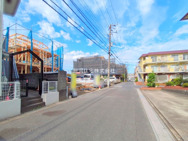 G00384368 千葉県市川市南行徳１丁目 新築一戸建て 7480万円 土地面積82.65m² (約25.00坪) 建物面積102.06m² (約30.87坪) 間取り４ＬＤＫ 築年月2026年01月【外観3】