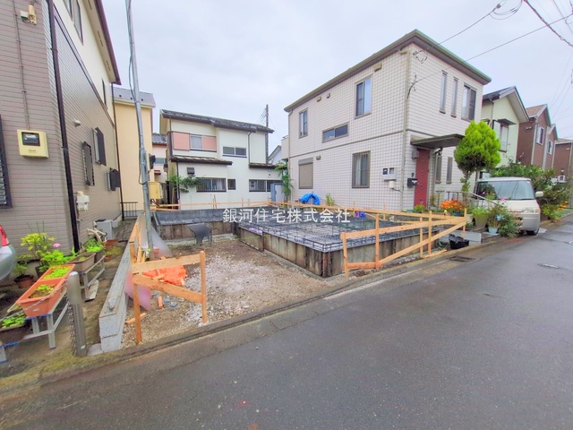 G00384377 神奈川県相模原市緑区下九沢 新築一戸建て 3199万円 土地面積83.36m² (約25.21坪) 建物面積89.22m² (約26.98坪) 間取り３ＬＤＫ 築年月2026年01月【外観4】