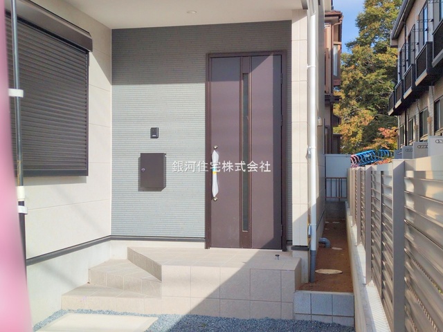 G00385187 千葉県八千代市村上 新築一戸建て 4688万円 土地面積100.14m² (約30.29坪) 建物面積105.77m² (約31.99坪) 築年月2025年09月(築１年以内)【外観9】