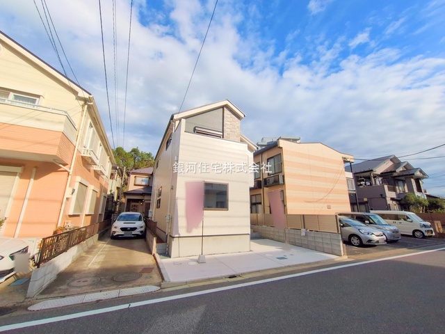 G00385187 千葉県八千代市村上 新築一戸建て 4688万円 土地面積100.14m² (約30.29坪) 建物面積105.77m² (約31.99坪) 築年月2025年09月(築１年以内)【外観16】