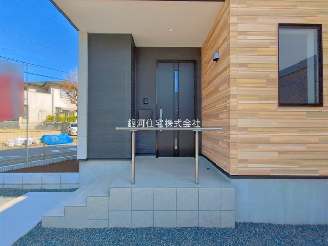 G00385330 千葉県我孫子市つくし野５丁目 新築一戸建て 4288万円 土地面積176.34m² (約53.34坪) 建物面積106.53m² (約32.22坪) 間取り４ＬＤＫ 築年月2026年01月(築１年以内)【外観11】