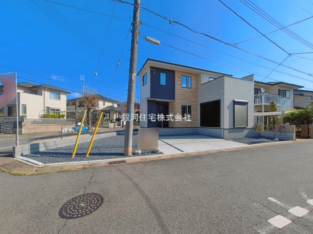 G00385330 千葉県我孫子市つくし野５丁目 新築一戸建て 4288万円 土地面積176.34m² (約53.34坪) 建物面積106.53m² (約32.22坪) 間取り４ＬＤＫ 築年月2026年01月(築１年以内)【外観12】