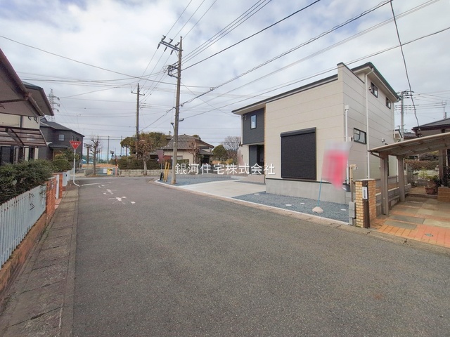 G00385330 千葉県我孫子市つくし野５丁目 新築一戸建て 4288万円 土地面積176.34m² (約53.34坪) 建物面積106.53m² (約32.22坪) 間取り４ＬＤＫ 築年月2026年01月(築１年以内)【外観16】