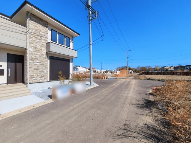 G00385543 千葉県市川市北方町４丁目 新築一戸建て 6199万円 土地面積155.04m² (約46.89坪) 建物面積109.06m² (約32.99坪) 間取り４ＬＤＫ 築年月2026年03月【外観7】