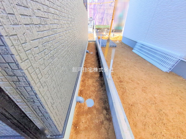 G00385564 埼玉県鴻巣市松原３丁目 新築一戸建て 2890万円 土地面積143.16m² (約43.30坪) 建物面積110.13m² (約33.31坪) 間取り４ＬＤＫ 築年月2025年12月【外観15】