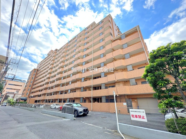 G00385570 埼玉県草加市栄町３丁目 中古マンション 3498万円 専有面積61.05m² (約18.46坪) 間取り２ＳＬＤＫ 所在階4階 築年月1990年07月(築35年)【外観14】