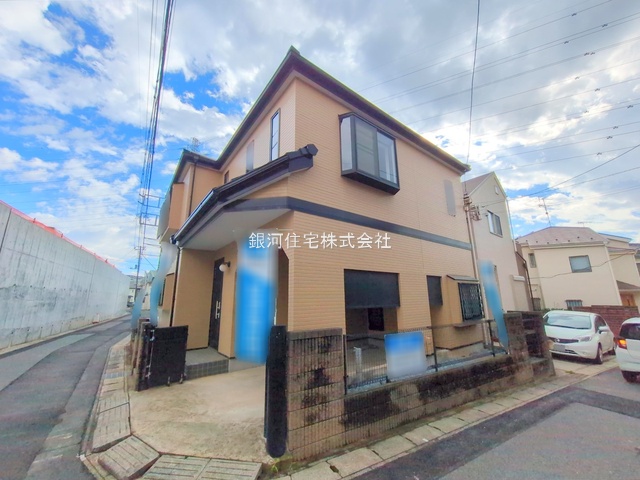 G00385756 千葉県千葉市稲毛区小仲台９丁目 中古一戸建て 3379万円 土地面積85.47m² (約25.85坪) 建物面積89.42m² (約27.04坪) 間取り３ＬＤＫ 築年月1998年03月(築27年)【外観2】