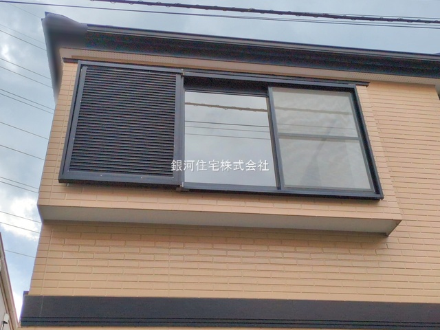 G00385756 千葉県千葉市稲毛区小仲台９丁目 中古一戸建て 3379万円 土地面積85.47m² (約25.85坪) 建物面積89.42m² (約27.04坪) 間取り３ＬＤＫ 築年月1998年03月(築27年)【外観18】