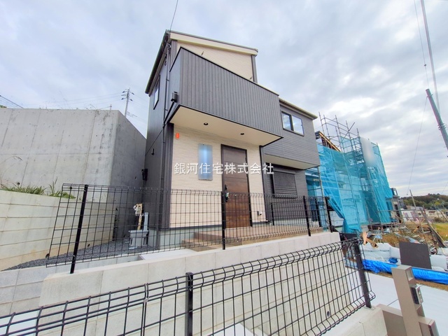 G00385791 千葉県千葉市緑区土気町 新築一戸建て 4080万円 土地面積150.01m² (約45.37坪) 建物面積103.83m² (約31.40坪) 間取り４ＬＤＫ 築年月2025年08月(築１年以内)【外観11】