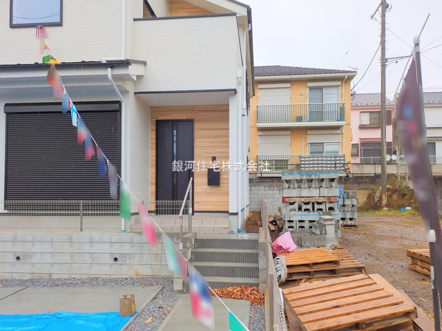 G00385851 千葉県市川市北方町４丁目 新築一戸建て 4999万円 土地面積134.12m² (約40.57坪) 建物面積104.95m² (約31.74坪) 間取り３ＬＤＫ 築年月2025年12月(築１年以内)【外観11】