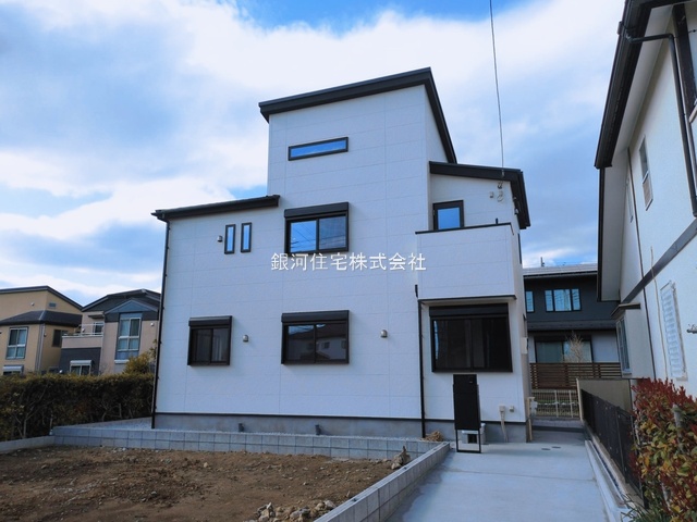 鴨志田町