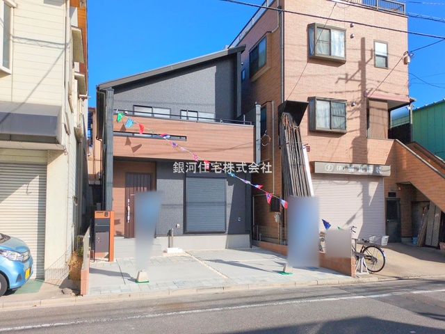 G00386740 埼玉県川口市弥平３丁目 新築一戸建て 4990万円 土地面積112.49m² (約34.02坪) 建物面積103.68m² (約31.36坪) 間取り４ＬＤＫ 築年月2025年12月(築１年以内)【外観13】