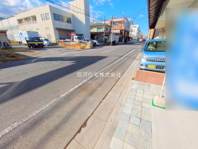G00386740 埼玉県川口市弥平３丁目 新築一戸建て 4990万円 土地面積112.49m² (約34.02坪) 建物面積103.68m² (約31.36坪) 間取り４ＬＤＫ 築年月2025年12月(築１年以内)【外観15】