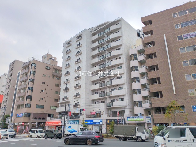 G00386741 東京都新宿区住吉町 中古マンション 5990万円 専有面積42.35m² (約12.81坪) 間取り１ＬＤＫ 所在階4階 築年月1984年10月(築41年)【外観12】
