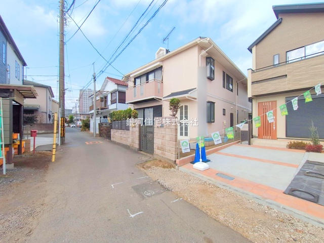 G00386742 東京都西東京市住吉町４丁目 新築一戸建て 7350万円 土地面積124.73m² (約37.73坪) 建物面積97.70m² (約29.55坪) 間取り４ＬＤＫ 築年月2025年11月(築１年以内)【外観3】