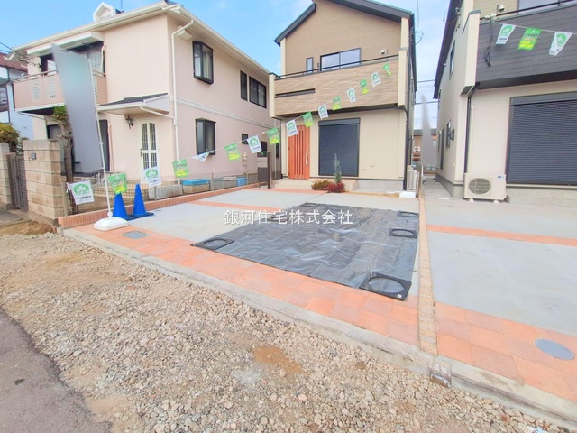 G00386742 東京都西東京市住吉町４丁目 新築一戸建て 7350万円 土地面積124.73m² (約37.73坪) 建物面積97.70m² (約29.55坪) 間取り４ＬＤＫ 築年月2025年11月(築１年以内)【外観8】