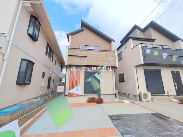 G00386742 東京都西東京市住吉町４丁目 新築一戸建て 7350万円 土地面積124.73m² (約37.73坪) 建物面積97.70m² (約29.55坪) 間取り４ＬＤＫ 築年月2025年11月(築１年以内)【外観12】