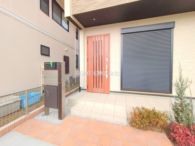 G00386742 東京都西東京市住吉町４丁目 新築一戸建て 7350万円 土地面積124.73m² (約37.73坪) 建物面積97.70m² (約29.55坪) 間取り４ＬＤＫ 築年月2025年11月(築１年以内)【外観16】