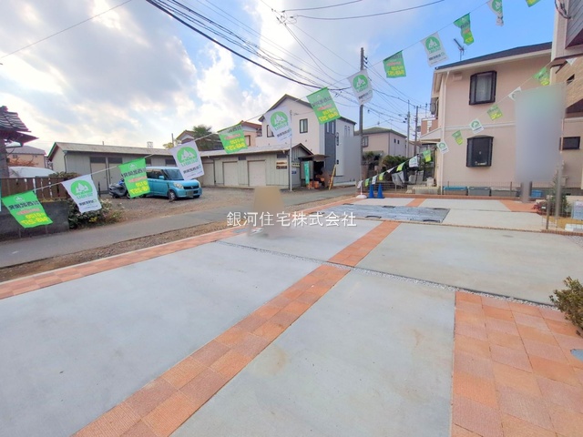 G00386743 東京都西東京市住吉町４丁目 新築一戸建て 7380万円 土地面積123.00m² (約37.20坪) 建物面積97.70m² (約29.55坪) 間取り３ＬＤＫ 築年月2025年11月(築１年以内)【外観6】