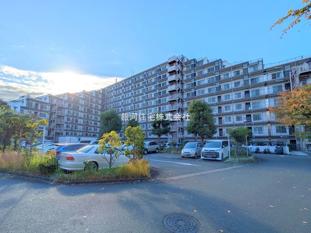 G00386744 東京都府中市押立町１丁目 中古マンション 3799万円 専有面積68.17m² (約20.62坪) 間取り３ＬＤＫ 所在階3階 築年月1983年09月(築42年)【外観4】