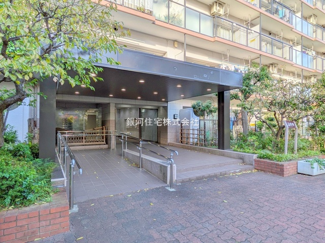 G00386744 東京都府中市押立町１丁目 中古マンション 3799万円 専有面積68.17m² (約20.62坪) 間取り３ＬＤＫ 所在階3階 築年月1983年09月(築42年)【外観6】