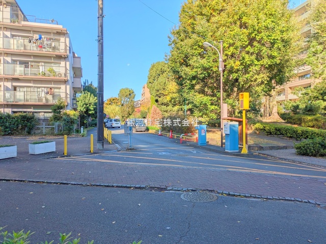 G00386744 東京都府中市押立町１丁目 中古マンション 3799万円 専有面積68.17m² (約20.62坪) 間取り３ＬＤＫ 所在階3階 築年月1983年09月(築42年)【外観10】