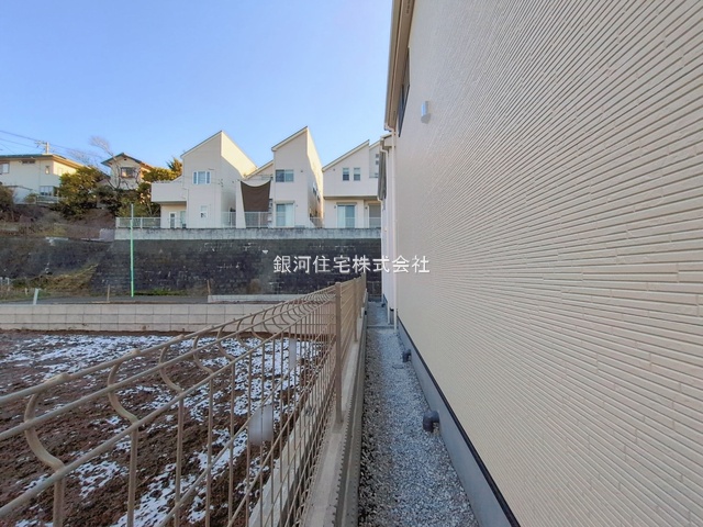 G00387038 東京都町田市玉川学園３丁目 新築一戸建て 4990万円 土地面積122.19m² (約36.96坪) 建物面積97.70m² (約29.55坪) 間取り４ＬＤＫ 築年月2026年01月(築１年以内)【外観15】
