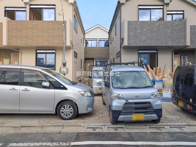 G00387042 東京都足立区花畑４丁目 新築一戸建て 5190万円 土地面積107.41m² (約32.49坪) 建物面積93.36m² (約28.24坪) 間取り４ＬＤＫ 築年月2026年02月【外観5】