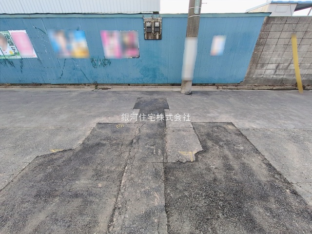 G00387042 東京都足立区花畑４丁目 新築一戸建て 5190万円 土地面積107.41m² (約32.49坪) 建物面積93.36m² (約28.24坪) 間取り４ＬＤＫ 築年月2026年02月【外観11】