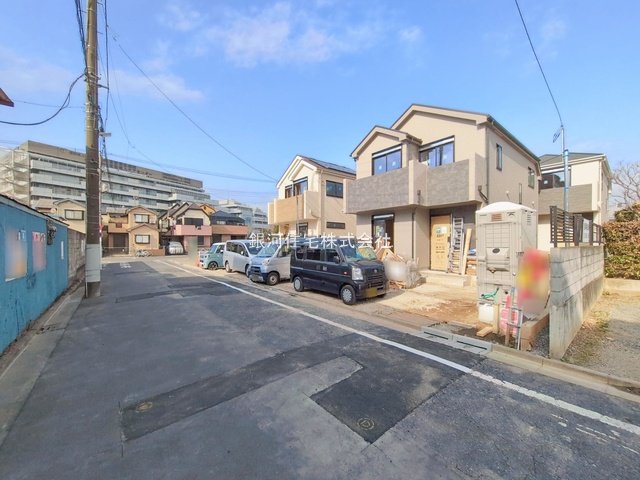 G00387042 東京都足立区花畑４丁目 新築一戸建て 5190万円 土地面積107.41m² (約32.49坪) 建物面積93.36m² (約28.24坪) 間取り４ＬＤＫ 築年月2026年02月【外観13】