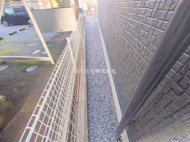 G00387091 千葉県鎌ヶ谷市南鎌ヶ谷２丁目 新築一戸建て 2890万円 土地面積102.03m² (約30.86坪) 建物面積88.80m² (約26.86坪) 間取り３ＬＤＫ 築年月2025年12月(築１年以内)【外観5】