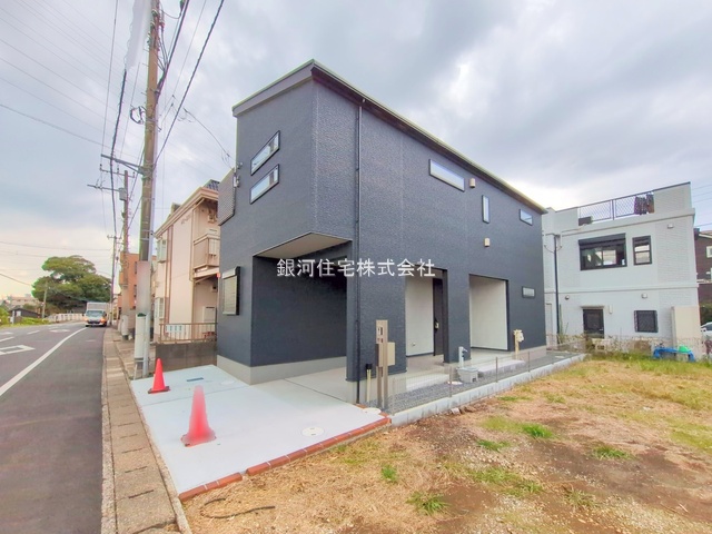 G00387107 千葉県千葉市稲毛区穴川町 新築一戸建て 4780万円 土地面積100.08m² (約30.27坪) 建物面積112.40m² (約34.00坪) 間取り３ＬＤＫ 築年月2025年06月(築１年以内)【外観2】