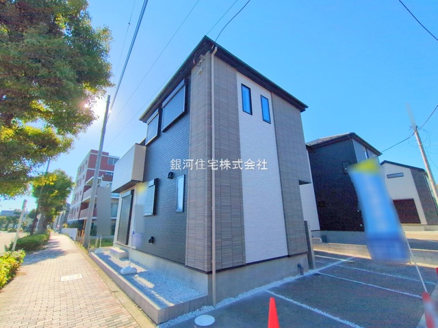 G00387172 東京都稲城市押立 新築一戸建て 5730万円 土地面積100.01m² (約30.25坪) 建物面積99.36m² (約30.05坪) 間取り４ＬＤＫ 築年月2025年11月(築１年以内)【外観11】