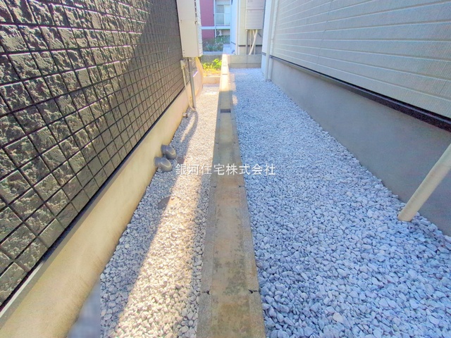 G00387172 東京都稲城市押立 新築一戸建て 5730万円 土地面積100.01m² (約30.25坪) 建物面積99.36m² (約30.05坪) 間取り４ＬＤＫ 築年月2025年11月(築１年以内)【外観15】