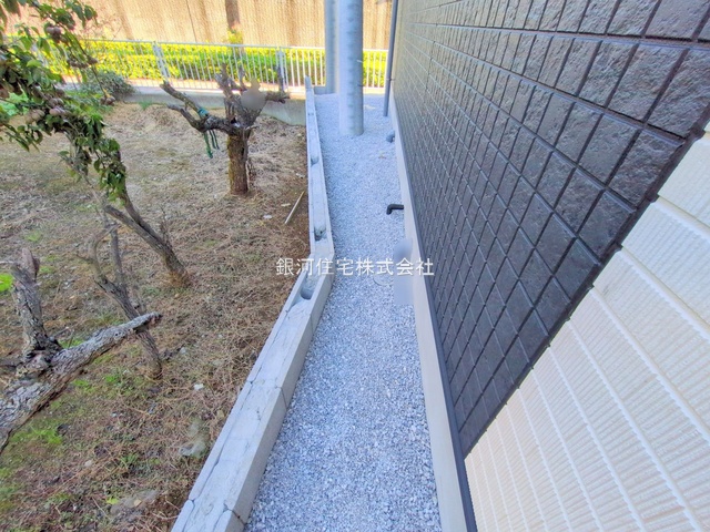 G00387176 東京都稲城市押立 新築一戸建て 5980万円 土地面積100.04m² (約30.26坪) 建物面積97.70m² (約29.55坪) 間取り４ＬＤＫ 築年月2025年11月(築１年以内)【外観13】