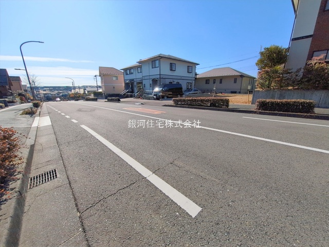 G00387242 東京都町田市真光寺１丁目 新築一戸建て 5980万円 土地面積151.43m² (約45.80坪) 建物面積106.81m² (約32.31坪) 間取り４ＬＤＫ 築年月2026年04月【外観6】