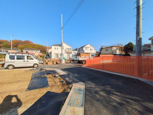 G00387295 神奈川県中郡二宮町二宮 新築一戸建て 4380万円 土地面積133.65m² (約40.42坪) 建物面積99.31m² (約30.04坪) 間取り４ＬＤＫ 築年月2026年03月【外観9】