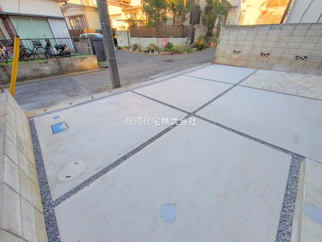 G00387319 千葉県柏市増尾８丁目 新築一戸建て 3380万円 土地面積115.64m² (約34.98坪) 建物面積98.12m² (約29.68坪) 間取り２ＬＤＫ 築年月2025年10月(築１年以内)【外観4】