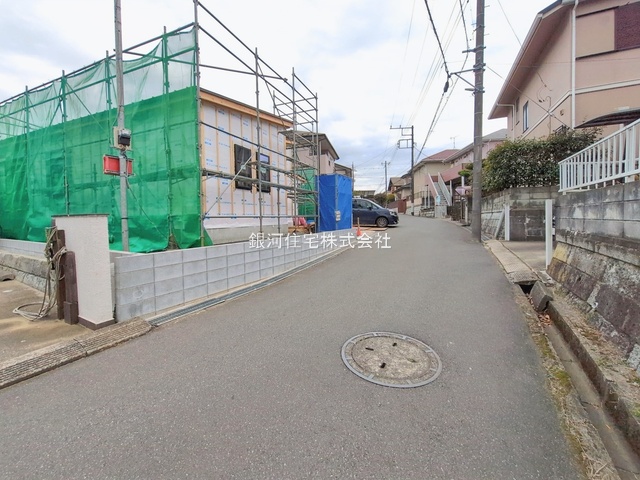G00388303 千葉県印旛郡酒々井町東酒々井１丁目 新築一戸建て 4480万円 土地面積188.75m² (約57.09坪) 建物面積92.33m² (約27.92坪) 間取り２ＬＤＫ 築年月2026年04月【外観9】