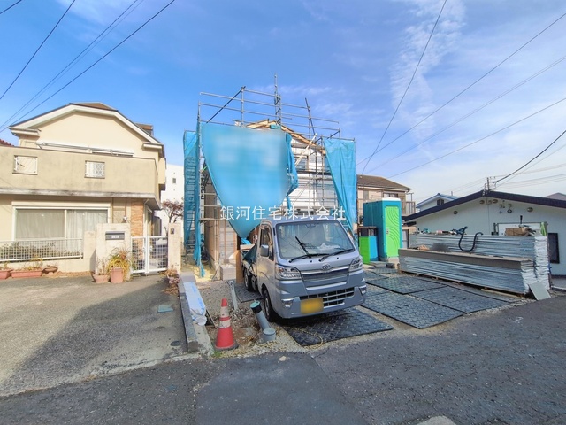 G00388479 神奈川県横須賀市大矢部３丁目 新築一戸建て 4090万円 土地面積164.50m² (約49.76坪) 建物面積98.94m² (約29.92坪) 間取り４ＬＤＫ 築年月2026年02月(築１年以内)【外観10】