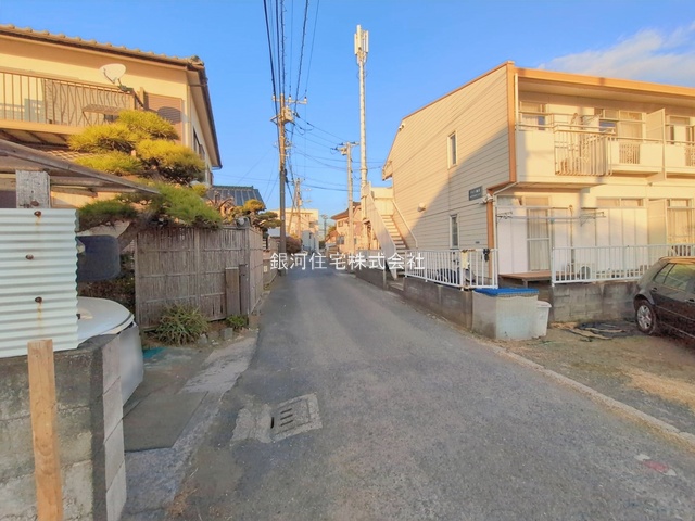 G00388484 神奈川県藤沢市本鵠沼４丁目 新築一戸建て 6990万円 土地面積116.37m² (約35.20坪) 建物面積94.80m² (約28.67坪) 間取り２ＳＬＤＫ 築年月2026年05月【外観16】