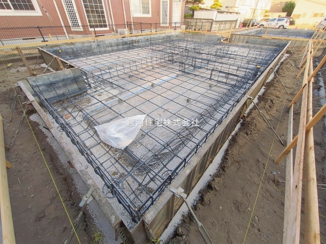 G00388484 神奈川県藤沢市本鵠沼４丁目 新築一戸建て 6990万円 土地面積116.37m² (約35.20坪) 建物面積94.80m² (約28.67坪) 間取り２ＳＬＤＫ 築年月2026年05月【外観18】